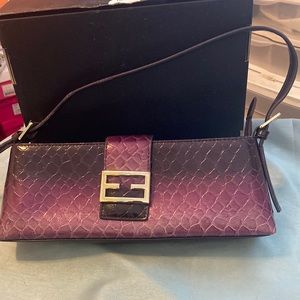 TWO TONED PURPLE PURSE